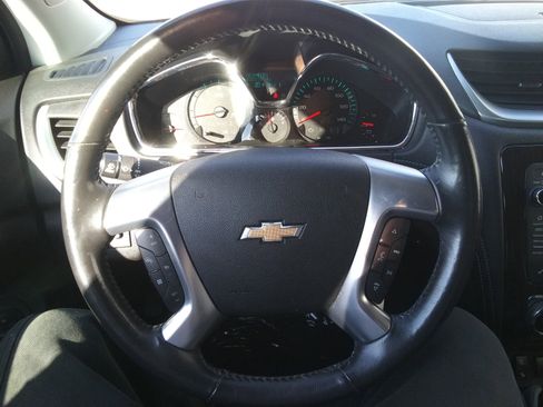 Used 2017 Chevrolet Traverse Premier image 15