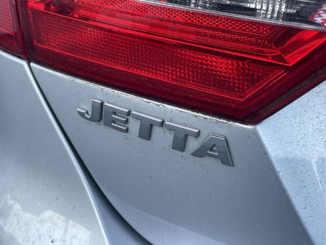 Used 2014 Volkswagen Jetta SE FWD image 10
