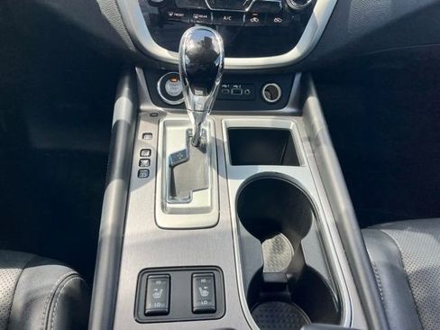 Used 2020 Nissan Murano SL w/ Moonroof Package AWD/4WD image 23