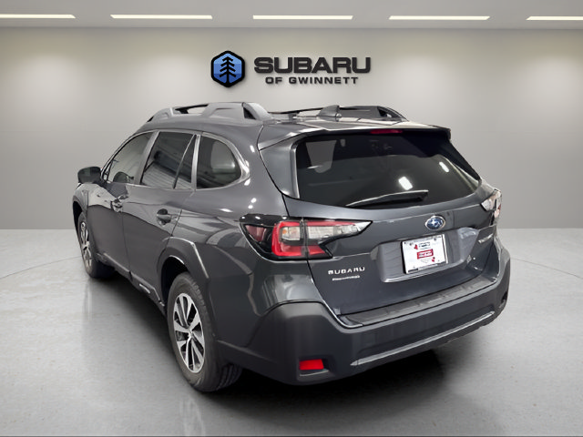 Used 2024 Subaru Outback Premium AWD/4WD image 3