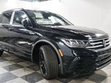 New 2024 Volkswagen Tiguan SE R-Line image 3