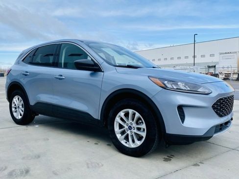 Used 2022 Ford Escape SE w/ Convenience Package image 3