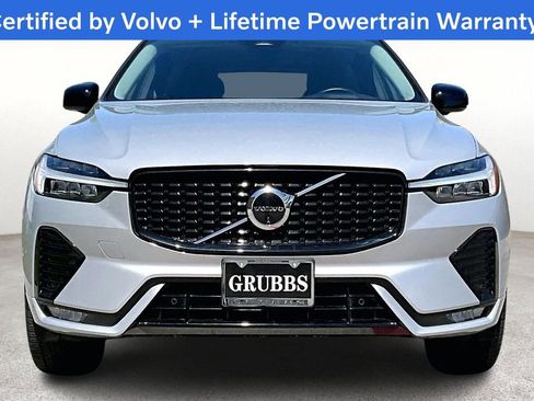 Used 2025 Volvo XC60 B5 Plus AWD/4WD image 6