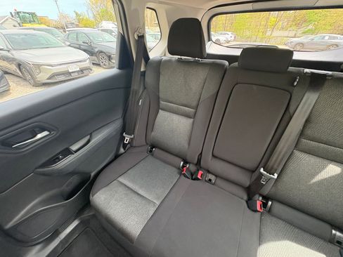 Used 2025 Nissan Rogue SV AWD/4WD image 37