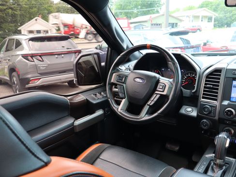 Used 2017 Ford F150 Raptor w/ Equipment Group 802A Luxury AWD/4WD image 17