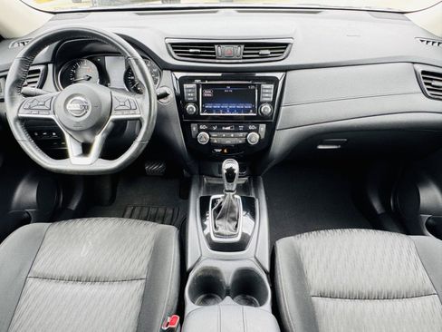 Used 2019 Nissan Rogue SV FWD image 21