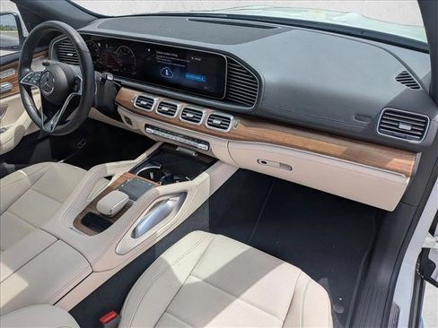 Used 2025 Mercedes-Benz GLE 350 4MATIC image 21