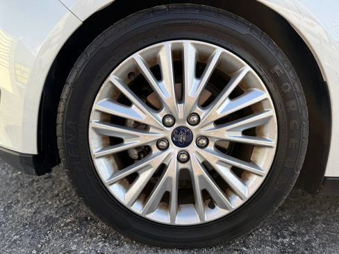 Used 2015 Ford Focus Titanium image 27