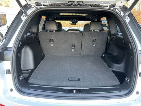 New 2025 Jeep Grand Cherokee Limited image 39