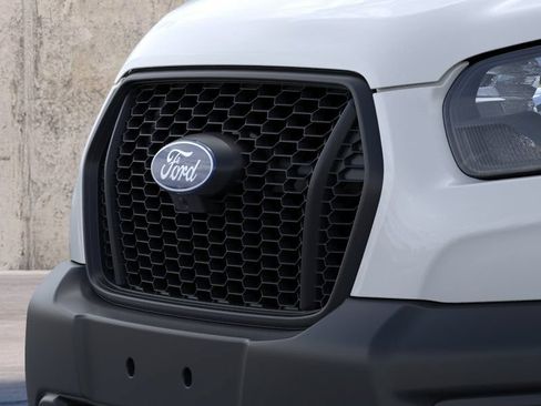 New 2026 Ford Transit 250 148 Medium Roof Extended AWD image 17