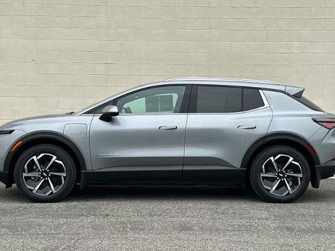 New 2026 Chevrolet Equinox EV LT FWD image 7