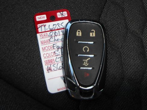 Used 2019 Chevrolet Equinox LT w/ Driver Convenience Package image 9