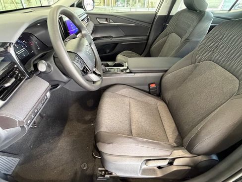 New 2026 Toyota Camry LE FWD image 17