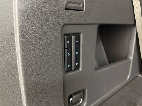 Used 2021 Ford Expedition Limited w/ Equipment Group 302A AWD/4WD image 38