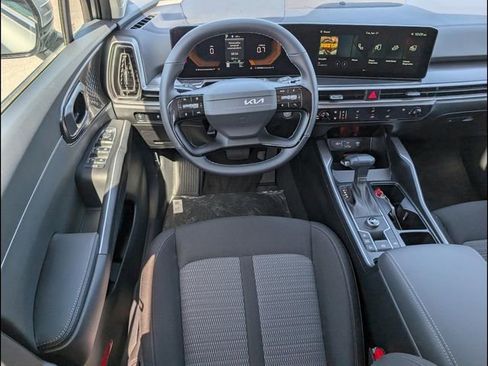 New 2026 Kia Sorento LX FWD image 6