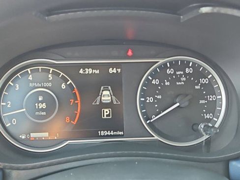 Used 2025 Nissan Versa SV FWD image 12