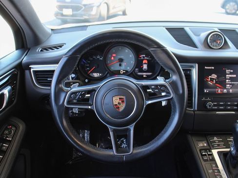 Used 2017 Porsche Macan S AWD/4WD image 32