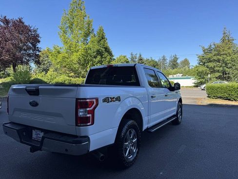 Used 2018 Ford F150 XLT w/ Equipment Group 302A Luxury AWD/4WD image 3