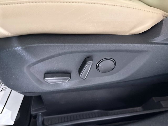 Used 2020 Ford Edge SEL w/ Convenience Package FWD image 18