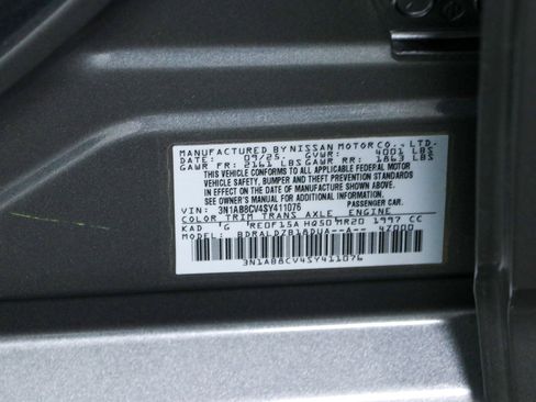 Used 2025 Nissan Sentra SV FWD image 30