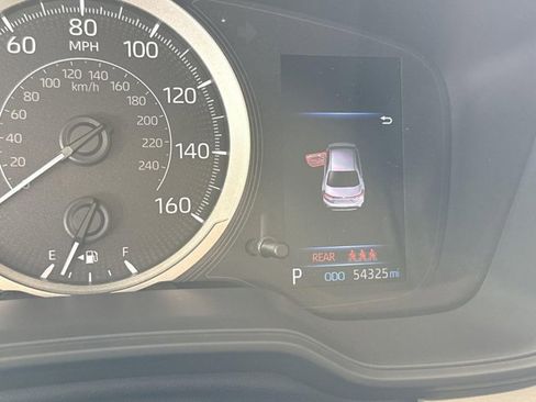 Used 2020 Toyota Corolla LE FWD image 18