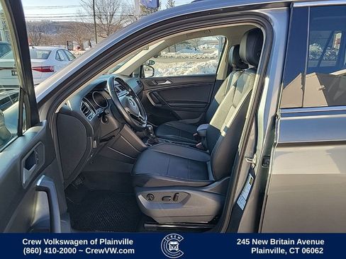 Used 2019 Volkswagen Tiguan SE image 13