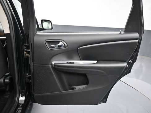 Used 2017 Dodge Journey SE FWD image 28