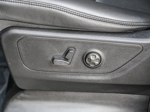 Used 2025 RAM 1500 RHO w/ Bed Utility Group image 22