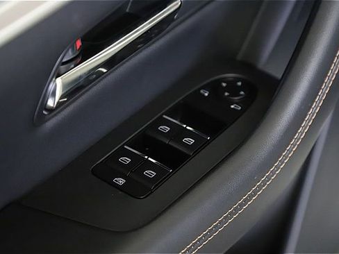 Used 2025 MAZDA CX-90 3.3 Turbo w/ Preferred Package image 14