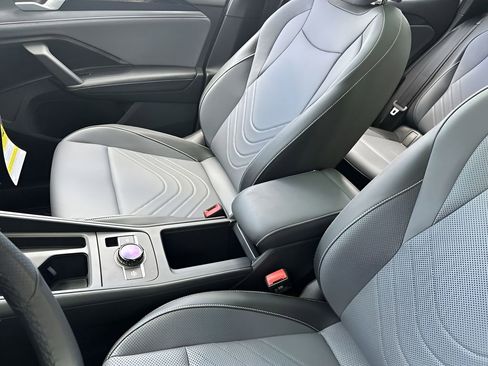 New 2026 Volkswagen Tiguan SE R-Line image 21