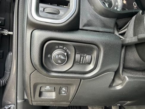 Used 2021 RAM 1500 Laramie image 24