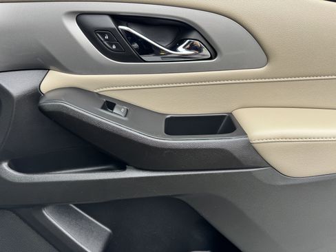 Certified 2022 Chevrolet Traverse LT image 26