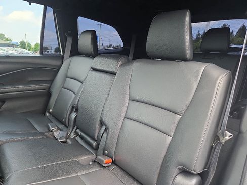 Used 2022 Honda Pilot Special Edition image 13