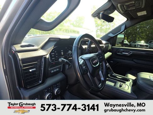 Used 2024 GMC Sierra 2500 AT4 w/ AT4 Premium Plus Package AWD/4WD image 16