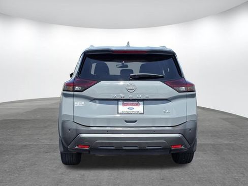 Used 2023 Nissan Rogue SL w/ SL Premium Package FWD image 5