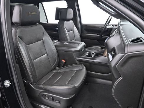 Used 2021 Chevrolet Tahoe High Country w/ Premium Package AWD/4WD image 24