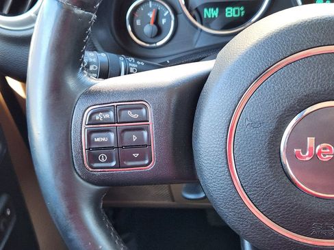 Used 2013 Jeep Wrangler Sahara w/ Connectivity Group AWD/4WD image 17