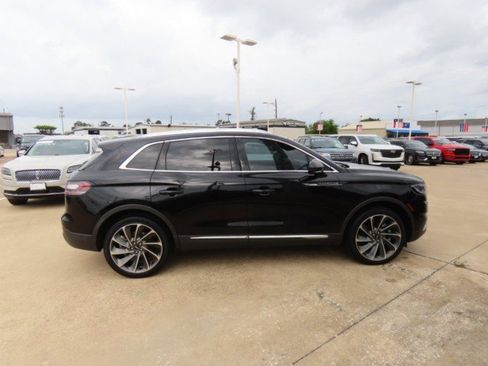Certified 2023 Lincoln Nautilus Reserve w/ Equipment Group 202A AWD/4WD image 8