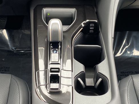 New 2026 Toyota Crown Signia AWD/4WD image 15
