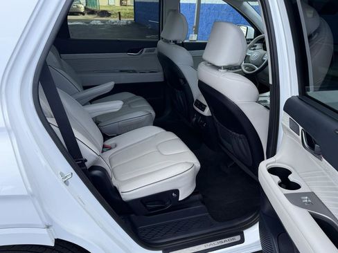 Used 2024 Hyundai Palisade Calligraphy image 29