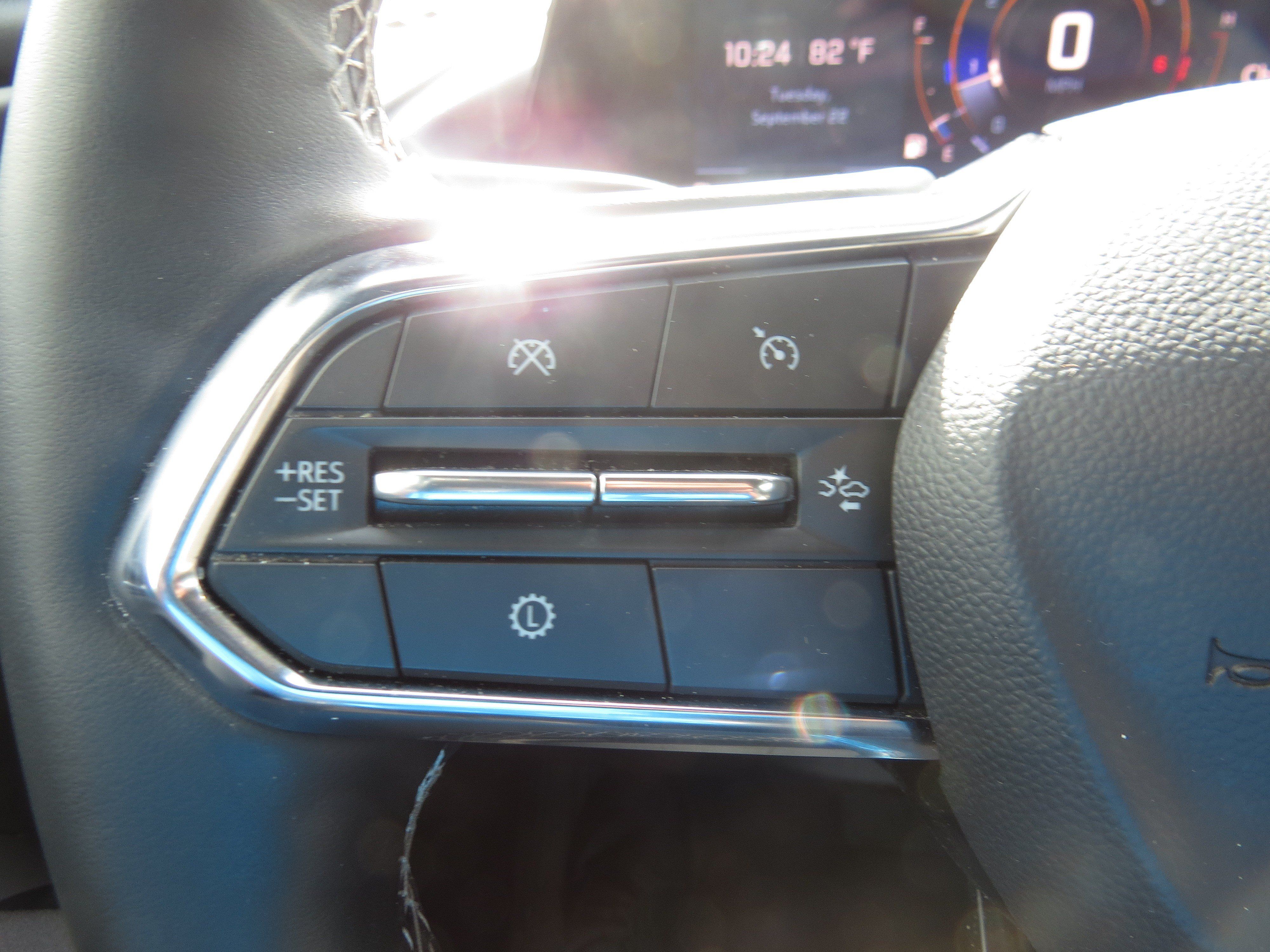 Used 2026 Chevrolet Traverse LT w/ Driver Confidence Package FWD image 21