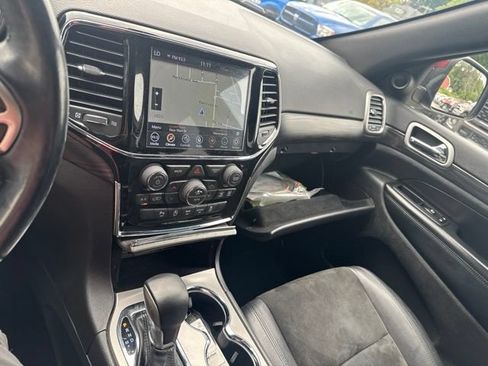Certified 2020 Jeep Grand Cherokee Altitude AWD/4WD image 25