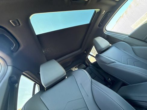 New 2026 BMW X2 xDrive28i w/ Technology Package AWD/4WD image 15
