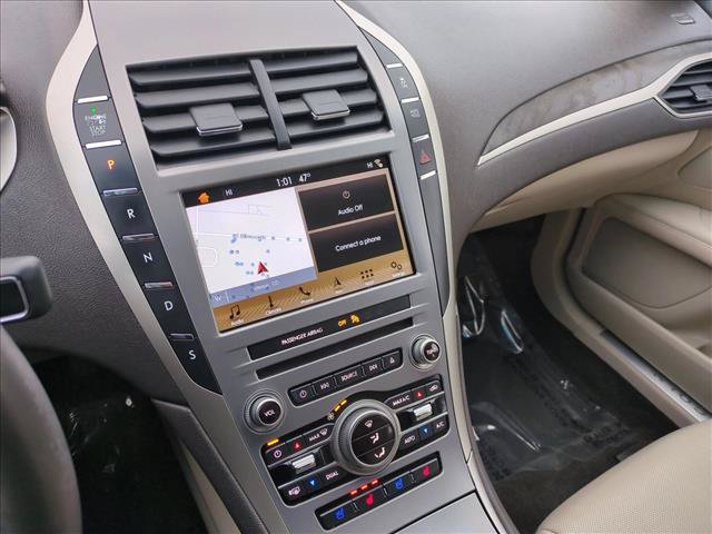Used 2018 Lincoln MKZ Reserve FWD image 15