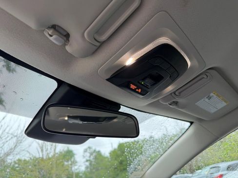 Used 2024 Toyota Corolla LE image 27