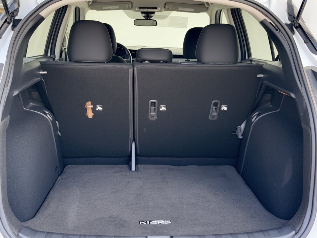 Used 2023 Nissan Kicks SV FWD image 28