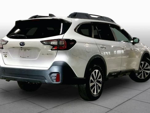 Used 2020 Subaru Outback Premium AWD/4WD image 13