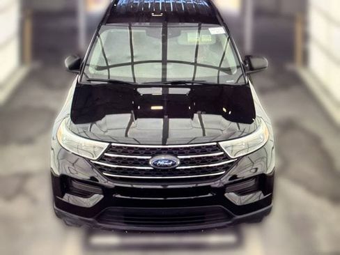 Used 2023 Ford Explorer XLT RWD image 10