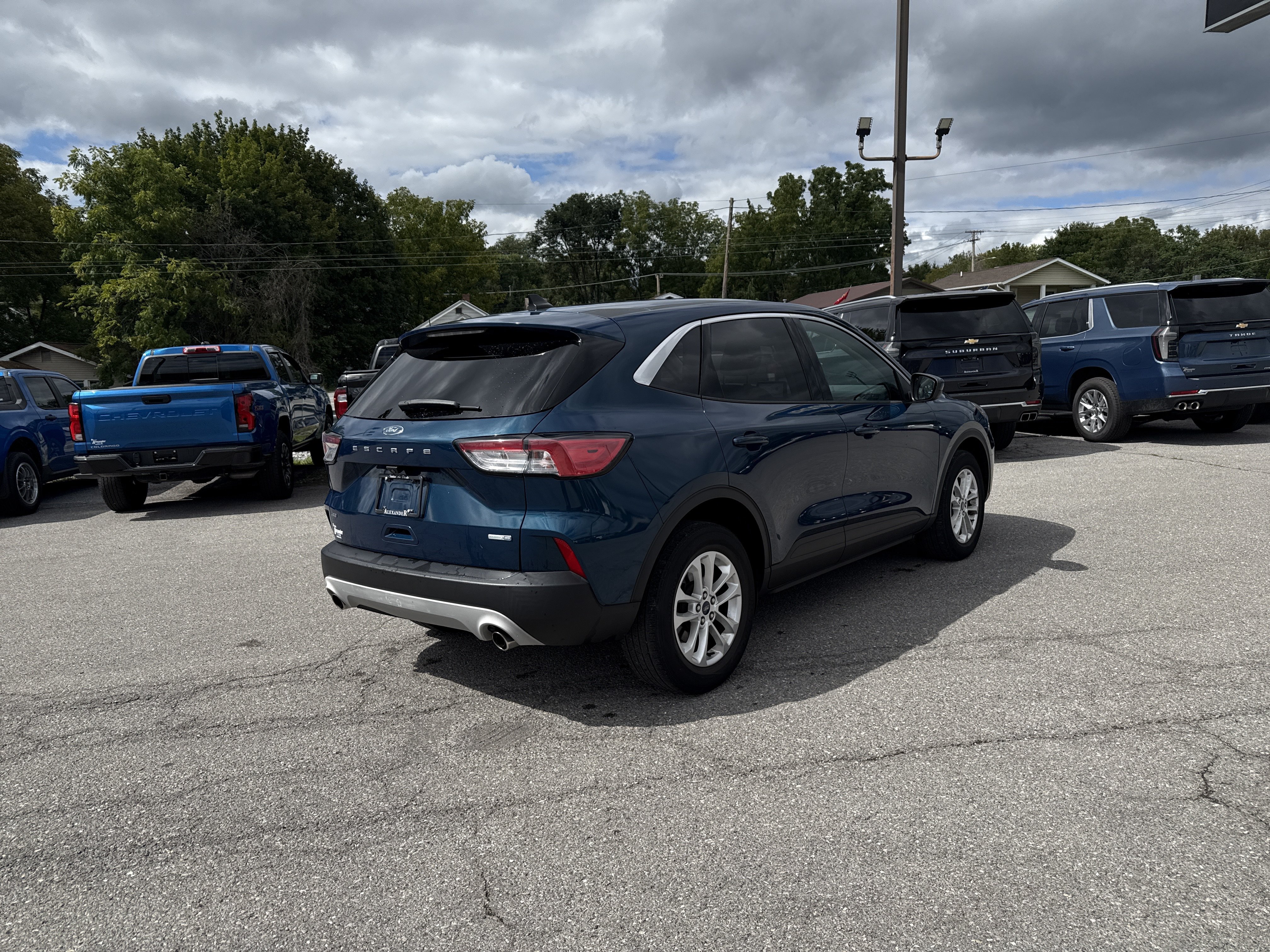 Used 2019 Ford Ranger XL w/ Equipment Group 101A Mid AWD/4WD image 3