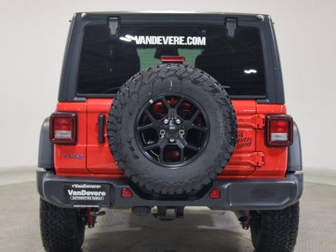 Used 2025 Jeep Wrangler Unlimited Sport S 4xe AWD/4WD image 9